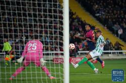 开云体育中国-西班牙网球队完胜意大利网球队，克耶高斯制霸全场的简单介绍