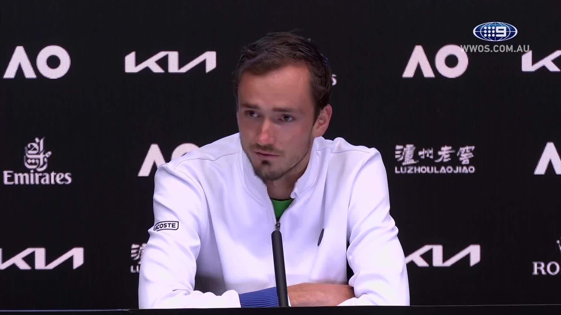 世界网球队翻盘英国网球队,梅德韦杰夫送出助攻的简单介绍 世界网球队翻盘英国网球队,梅德韦杰夫送出助攻的简单介绍